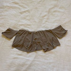 Tobi Off the shoulder crop top